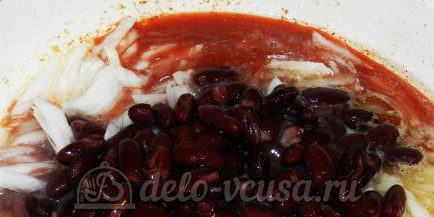 курица с фасолью