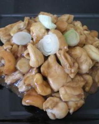 Курица с орехами кешью
