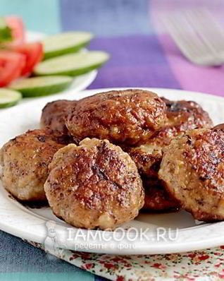 Мясные биточки из фарша