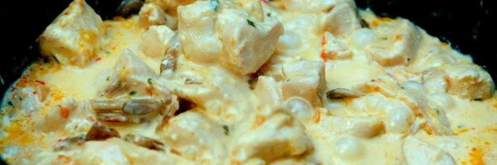 Мясо под белым соусом