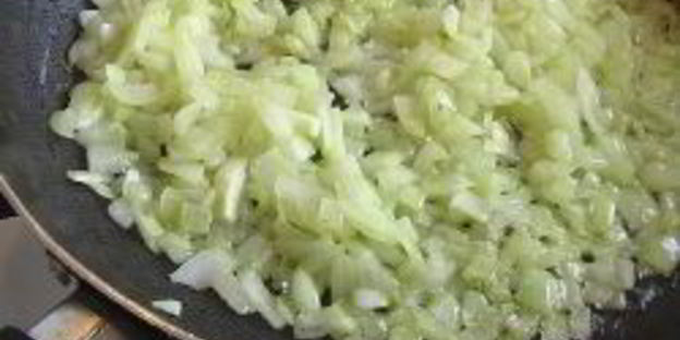 мясо под белым соусом