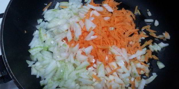 мясо с черносливом