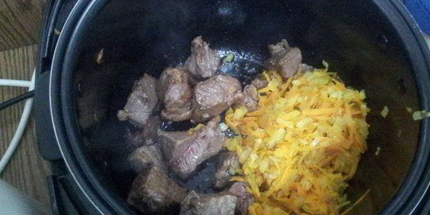 мясо с черносливом