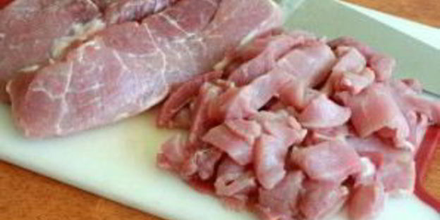 мясо с грибами с сливочном соусе