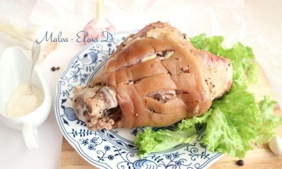 Рецепт нежной свиной рульки