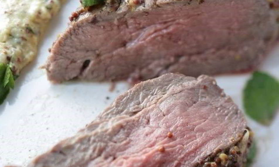 Рецепт ростбифа с мятно-горчичным соусом