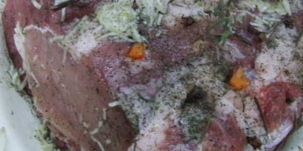 рождественская буженина с ароматными травами