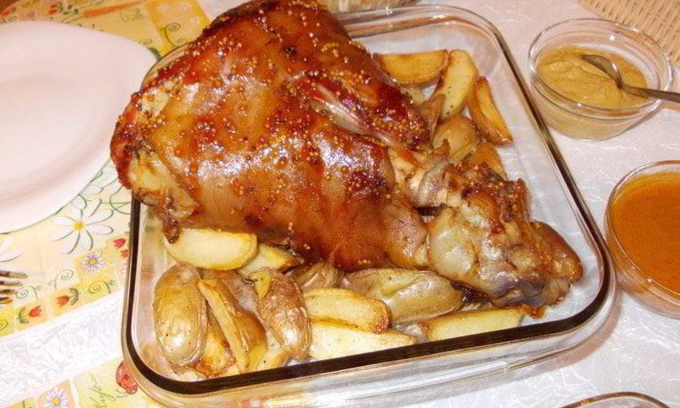 Рецепт рульки запеченной