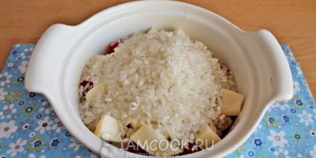 свинина в горшочках в духовке