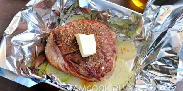 телятина, запеченная в духовке в фольге