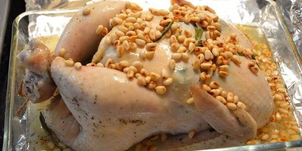 цыпленок с чесноком и травами