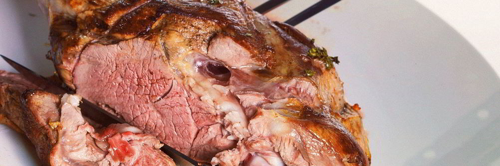 Запеченная баранья нога