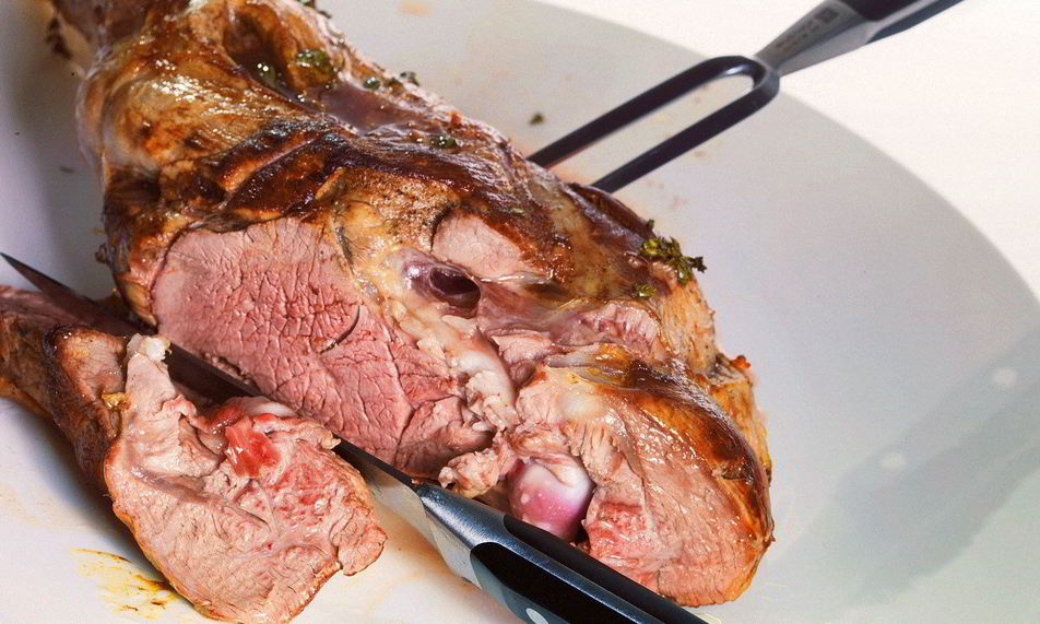 Рецепт запеченной бараньей ноги