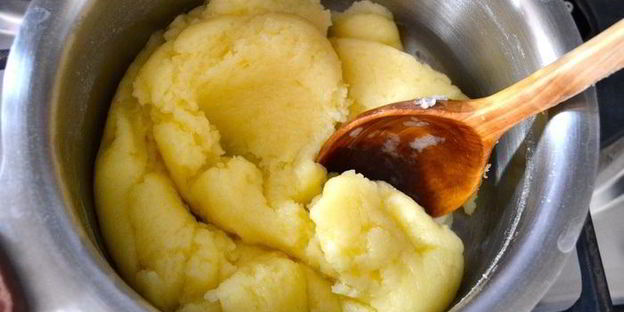 ньокки-суфле под грибным соусом бешамель