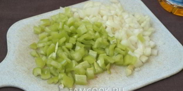 баклажаны, фаршированные овощами