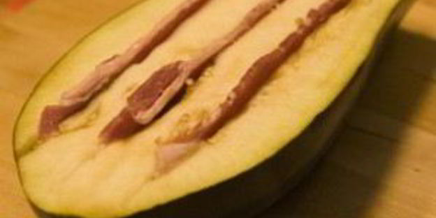 фаршированные баклажаны с беконом