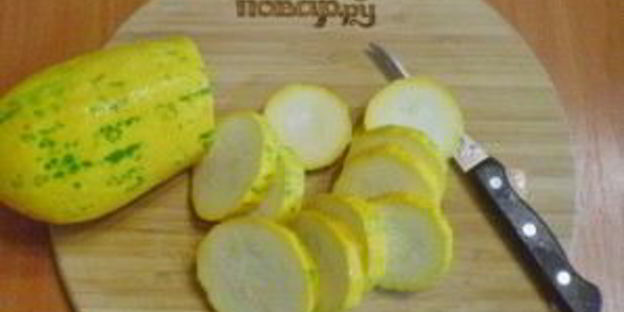 кабачки под чесночным соусом