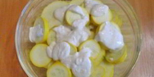 кабачки под чесночным соусом