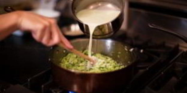 кабачки под соусом бешамель