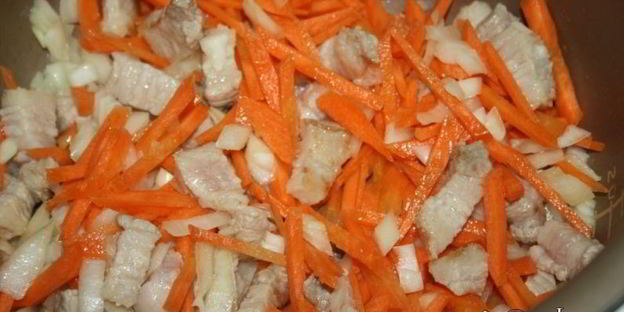 капуста тушеная по-немецки в мультиварке