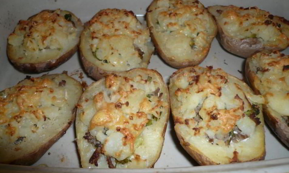 Рецепт картофеля фаршированного говяжьим фаршем с брокколи в духовке