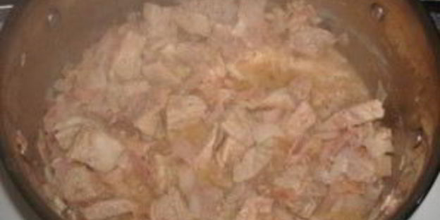 картофель, тушенный со свининой