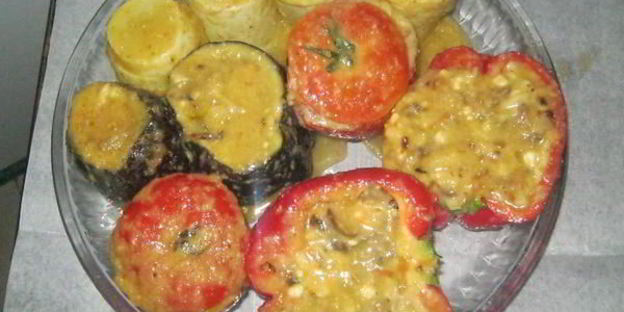 овощи, фаршированные сыром и грибами