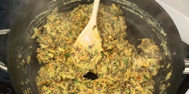 сытные биточки из чечевицы