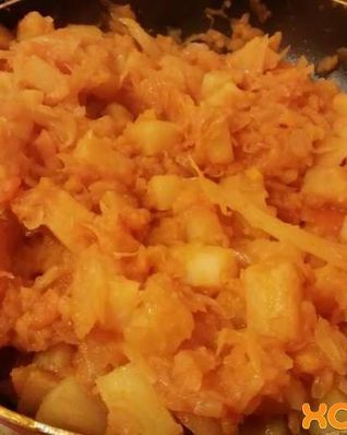 Тушеная капуста с картошкой