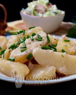 Тушеная картошка в сметане