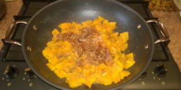 тыква, жаренная с луком