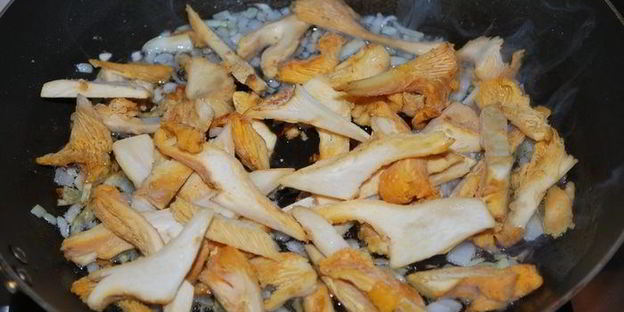 запеченные цукини с лисичками и фетой