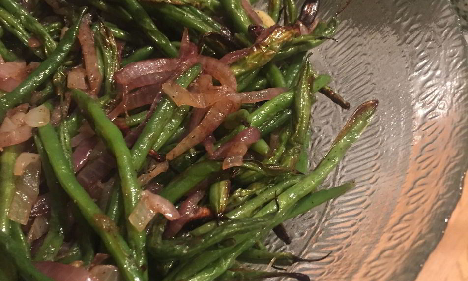 Рецепт зеленой фасоли с чесноком в духовке