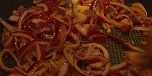 говяжья печень по-венециански