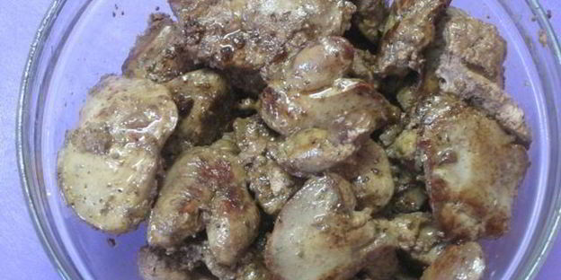куриная печень со сливочно-горчичным соусом