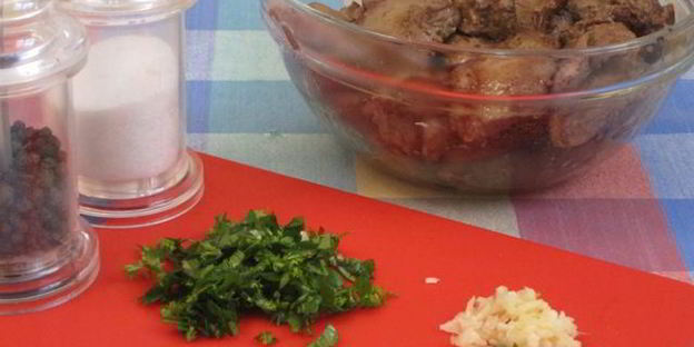 куриная печень со сливочно-горчичным соусом