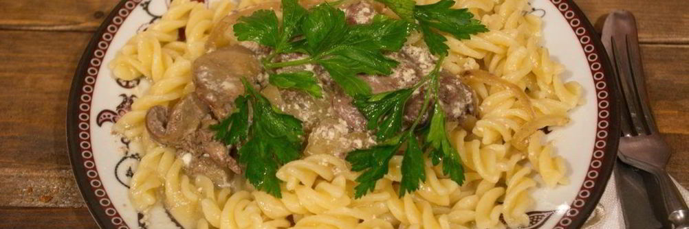 Куриная печень в сливках