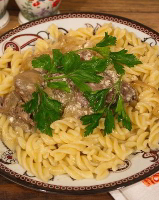 Куриная печень в сливках