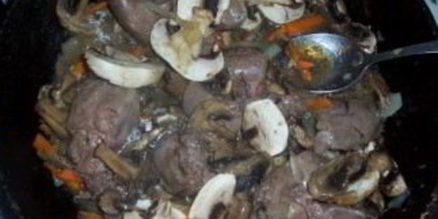 куриная печень в соусе