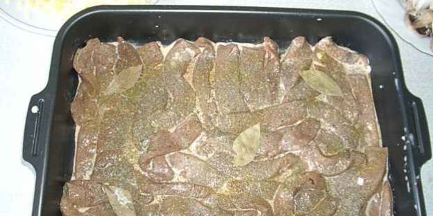 печень говяжья с овощами