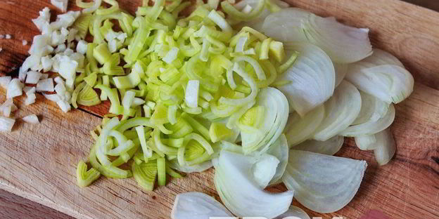 печень говяжья в сметане