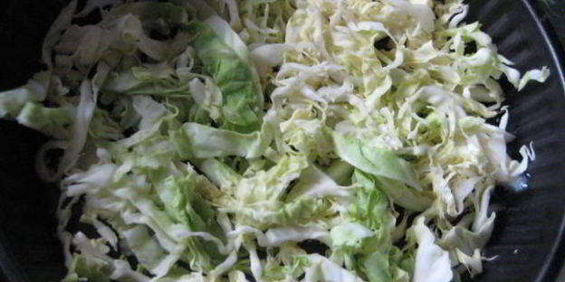 печень на капустной подушке