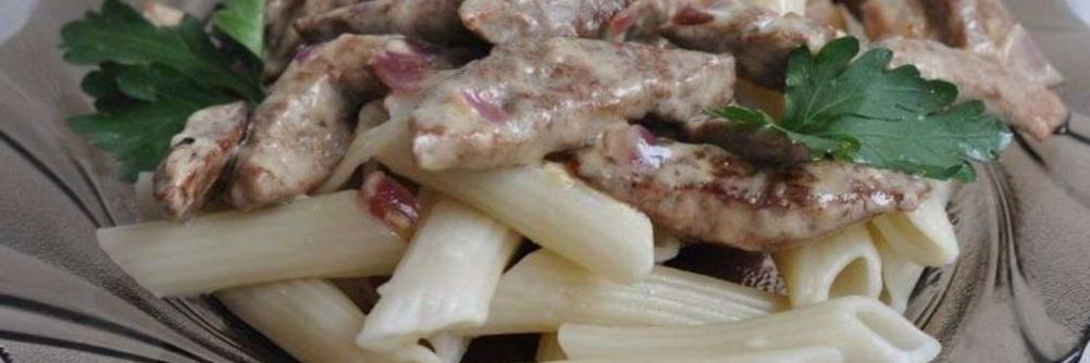 Печень по-строгановски