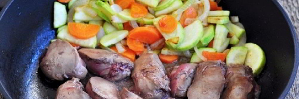 Печень с кабачками