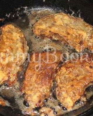 Печень свинины жареная