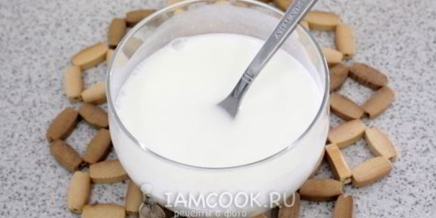 печень тушеная в сметане в мультиварке