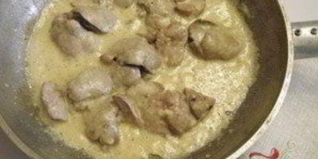 печенка под соусом