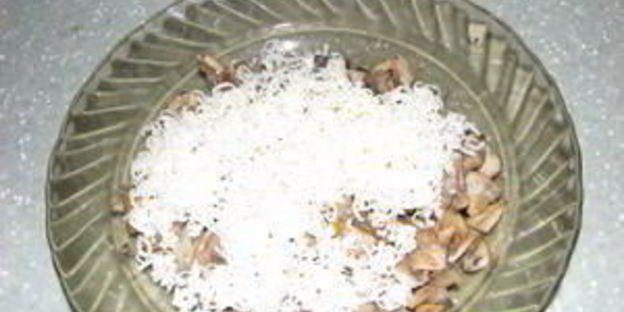 печеночные рулеты, фаршированные шампионами