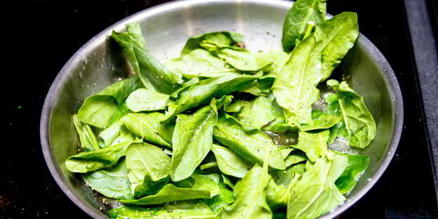 телячья печень со шпинатом