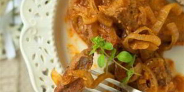 тушеная печень